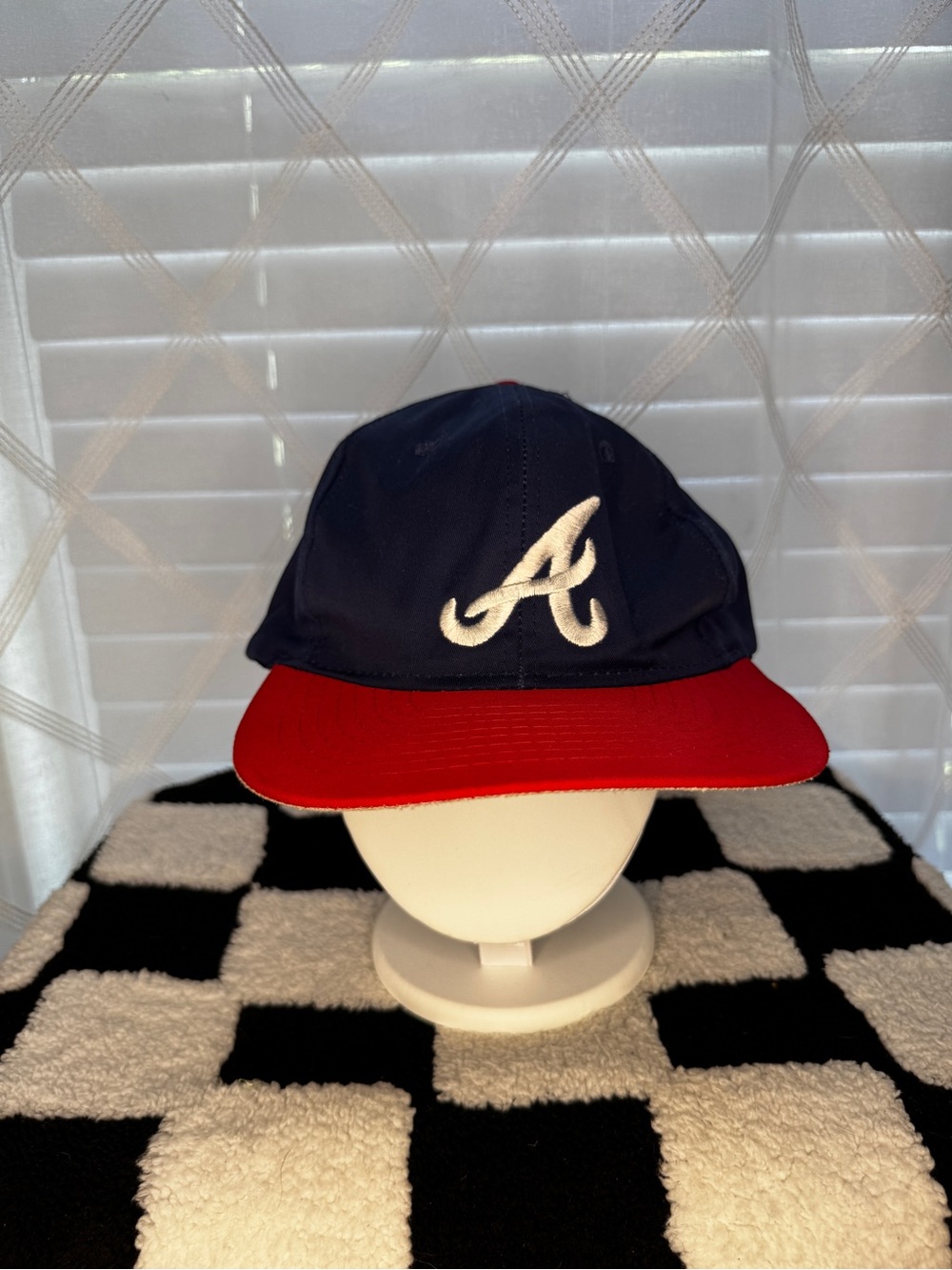 Vintage 90s Atlanta Braves MLB Drew Pearson Snapback Hat Navy Red Two Tone Cap
